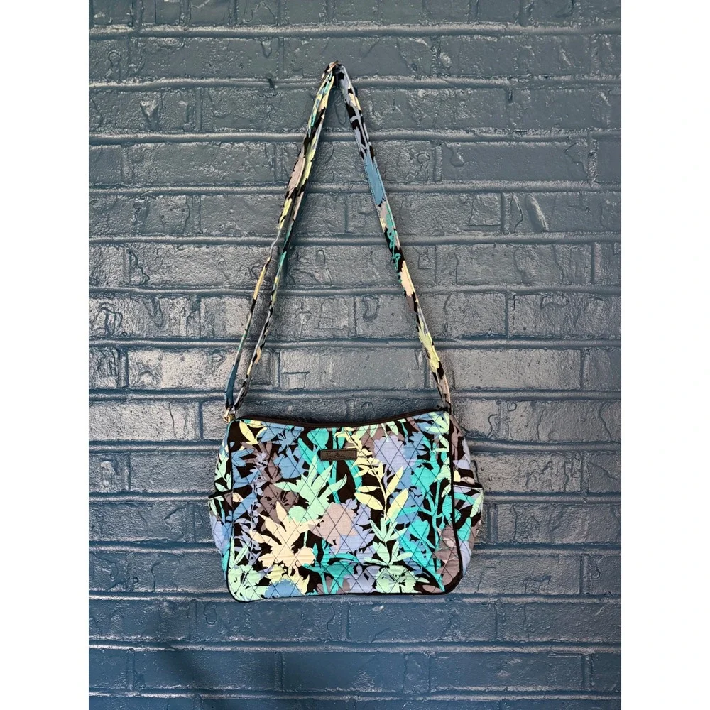 Vera Bradley Quilted Cotton Crossbody Bag Blue Green Floral Leaf Print Zip Top